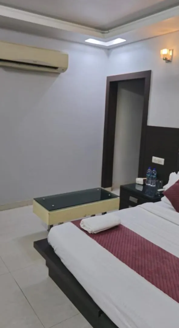 Royal Inn Gurgaon Guest house